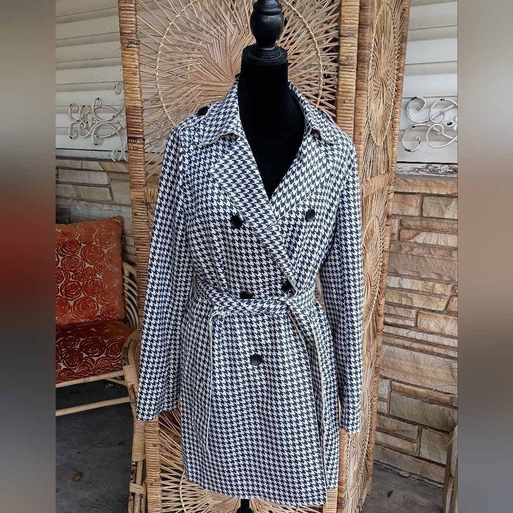 Solitaire Anthropologie Women's Houndstooth Double-Breasted Coat_Large